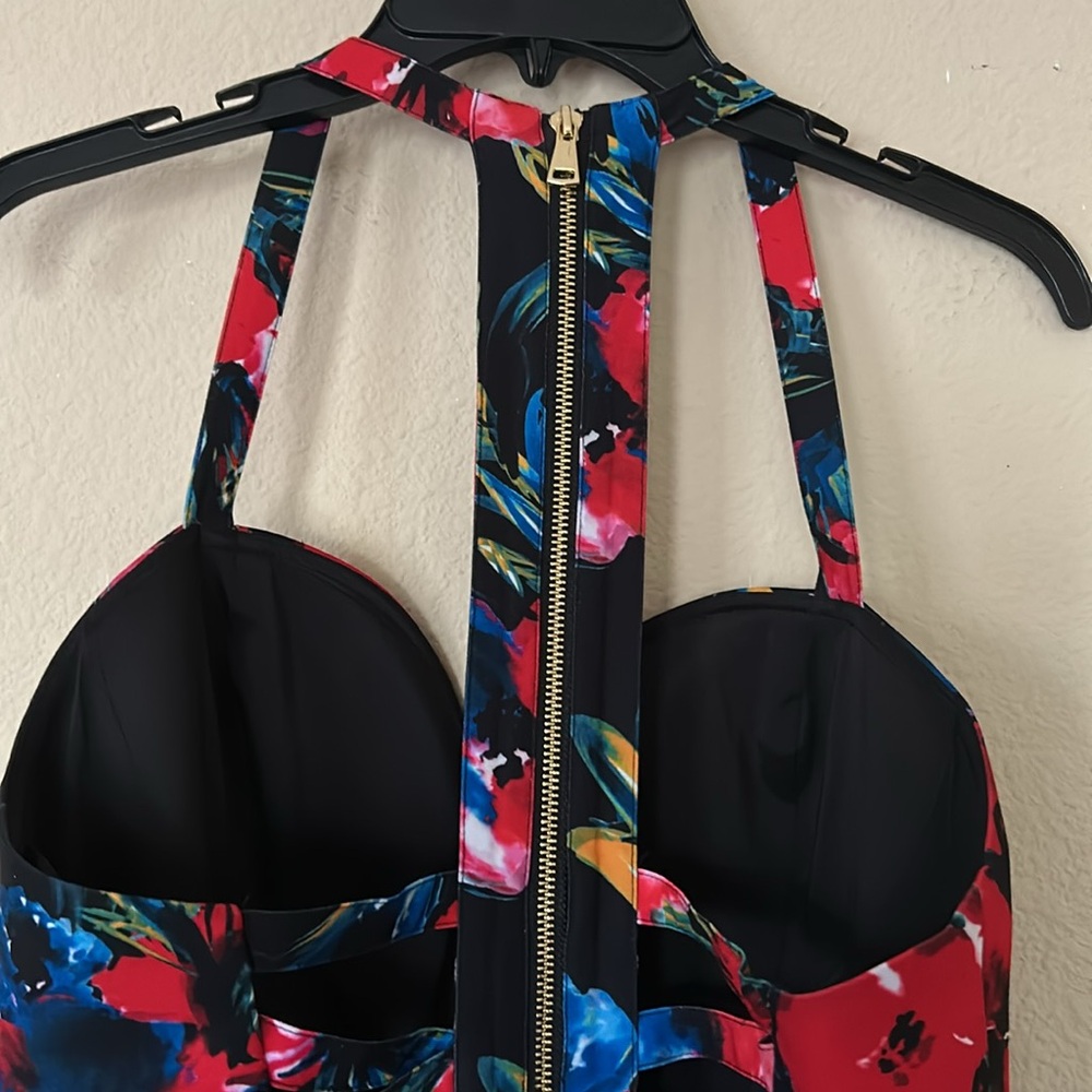 NWT Bebe x Naven Floral Halter Crisscross Jumpsuit 10 - Picture 8 of 10